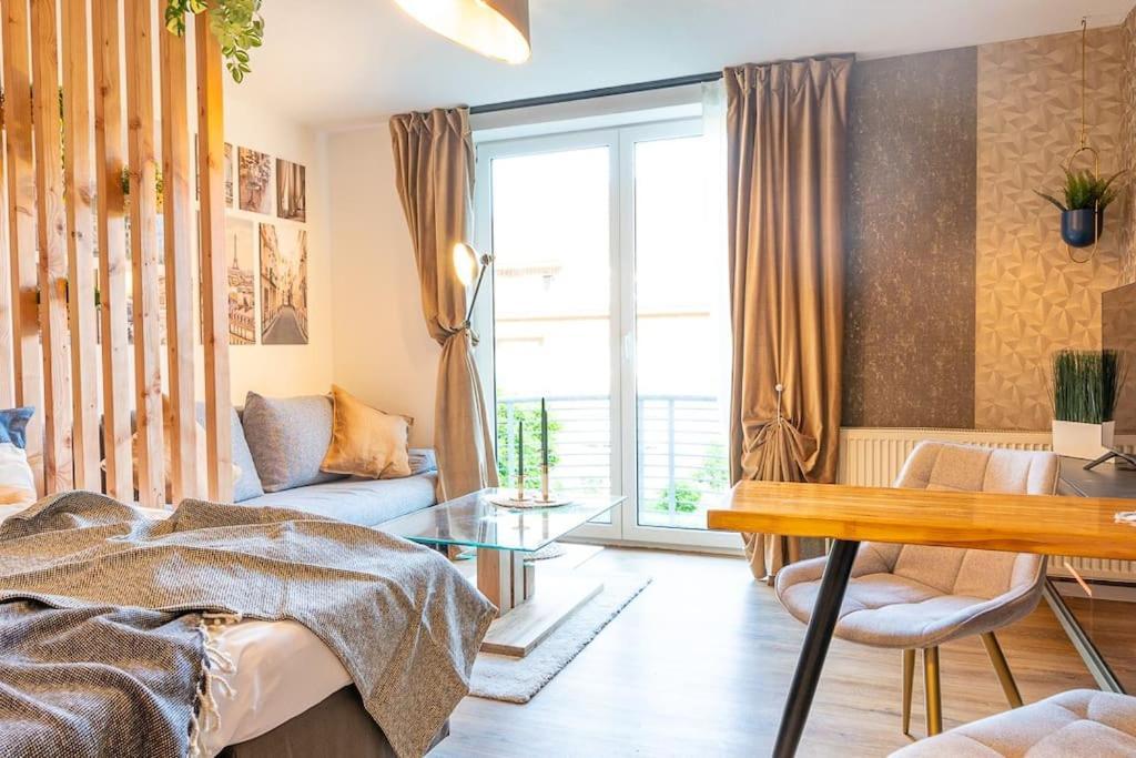 Apartamento Golden Nugget Inkl Wlan, Parkplatz Detmold Exterior foto