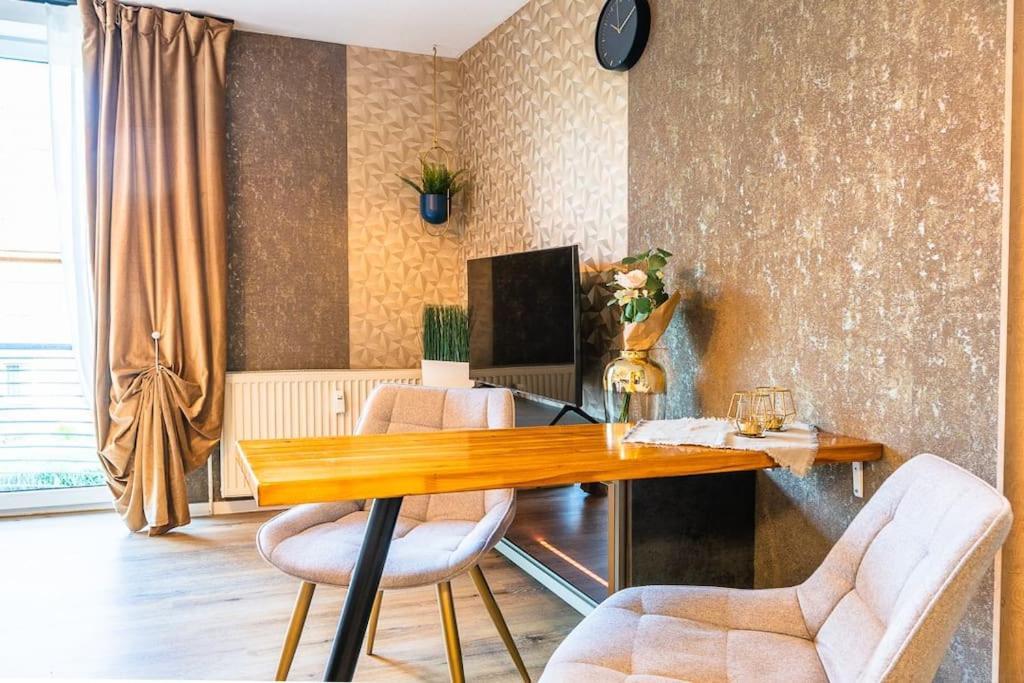 Apartamento Golden Nugget Inkl Wlan, Parkplatz Detmold Exterior foto